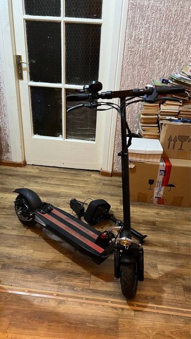 Продается электросамокат