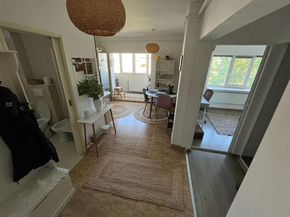 Apartament cu 1 cameră, decomandat