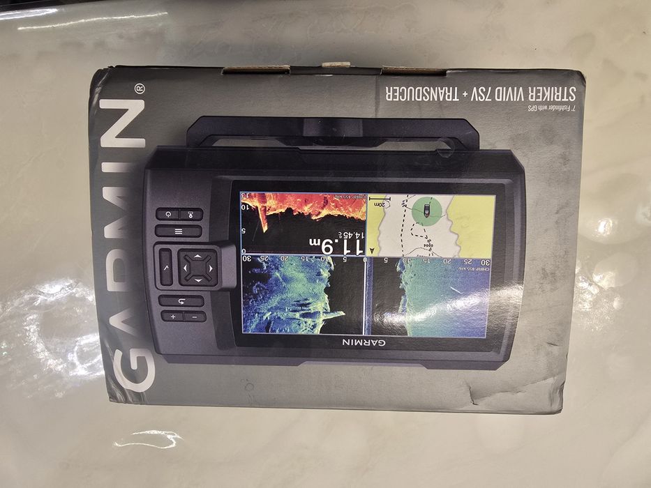 Эхолот Garmin Striker Vivid 7SV