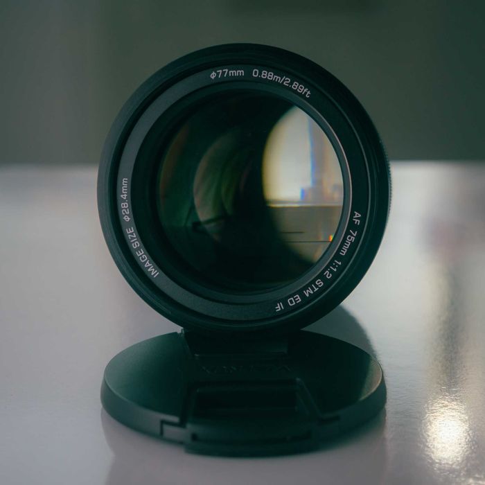 Viltrox AF Pro 75mm F/1.2 - Fuji X