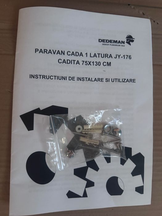 Paravan pentru cadă