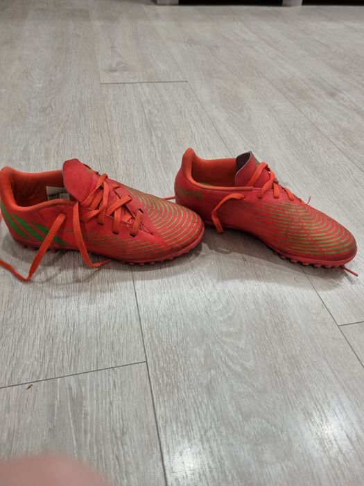 Crampoane Adidas predator