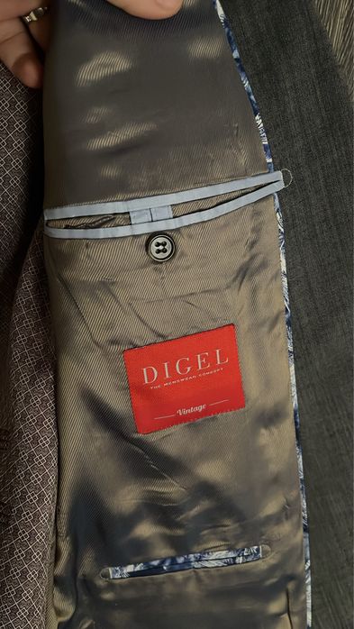 Costum de mire Cazacone, gri, elegant, purtat o singură dată