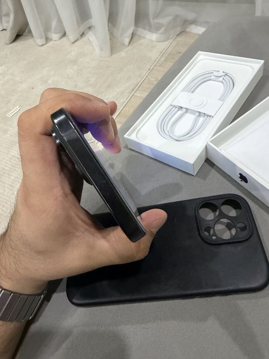 Iphone 16 pro max 256 esim