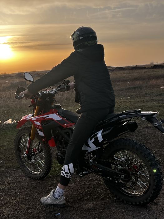 Мотоцикл Ular 250