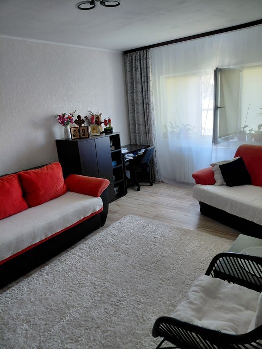 Închiriez apartament 2 camere