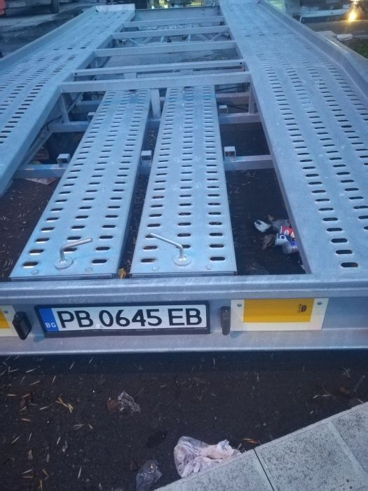 Транспорт на автомобили