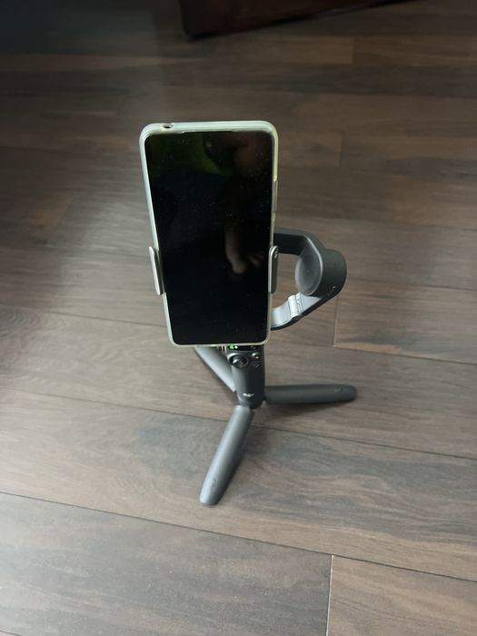 Sistem Stabilizare DJI Osmo Mobile 6, 3 Axe
