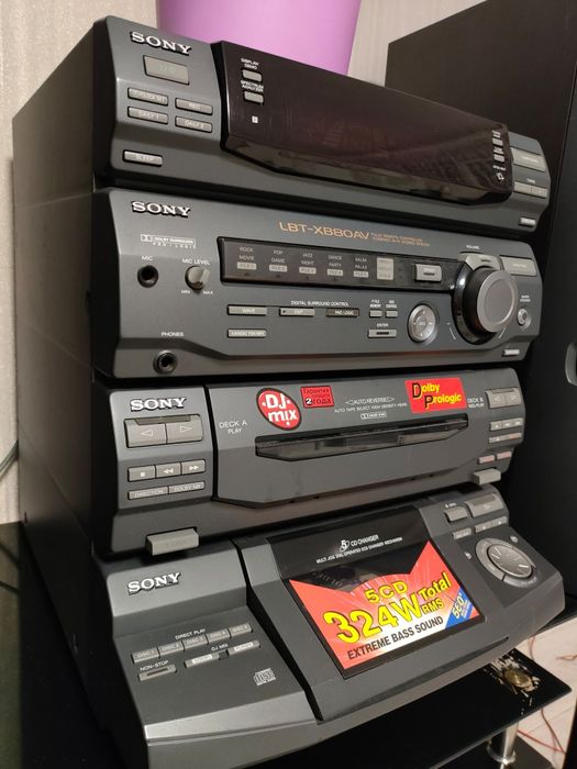 Музыкальный центр Сони