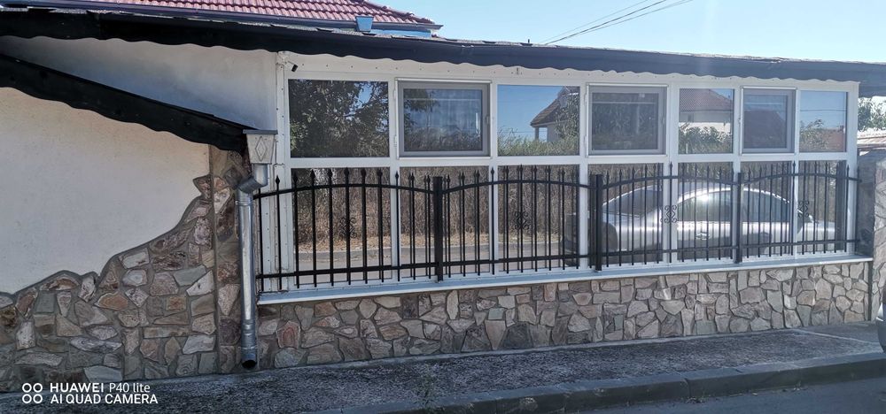 Собственик продава къща, цена 190000 евро.