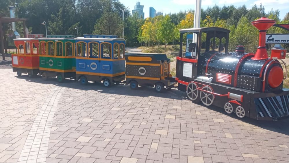 Паровоз поезд паровозик Аттракцион