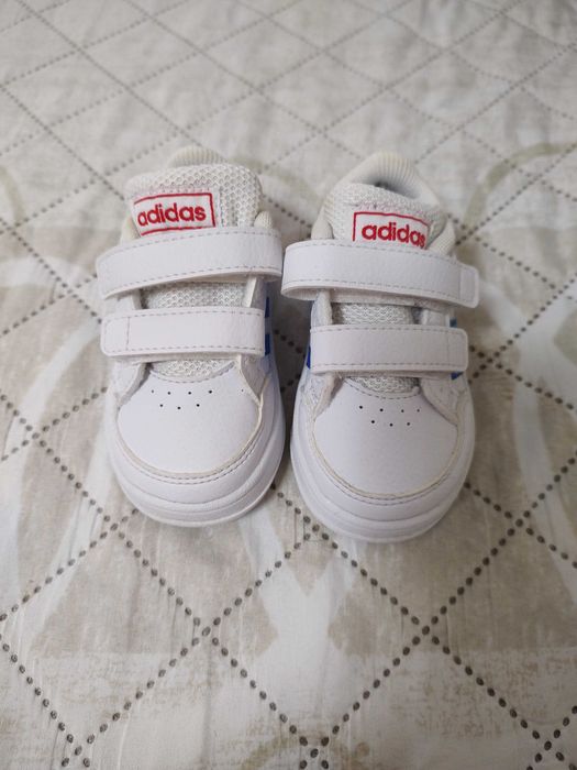 Бебешки маратонки "Adidas" 19 номер