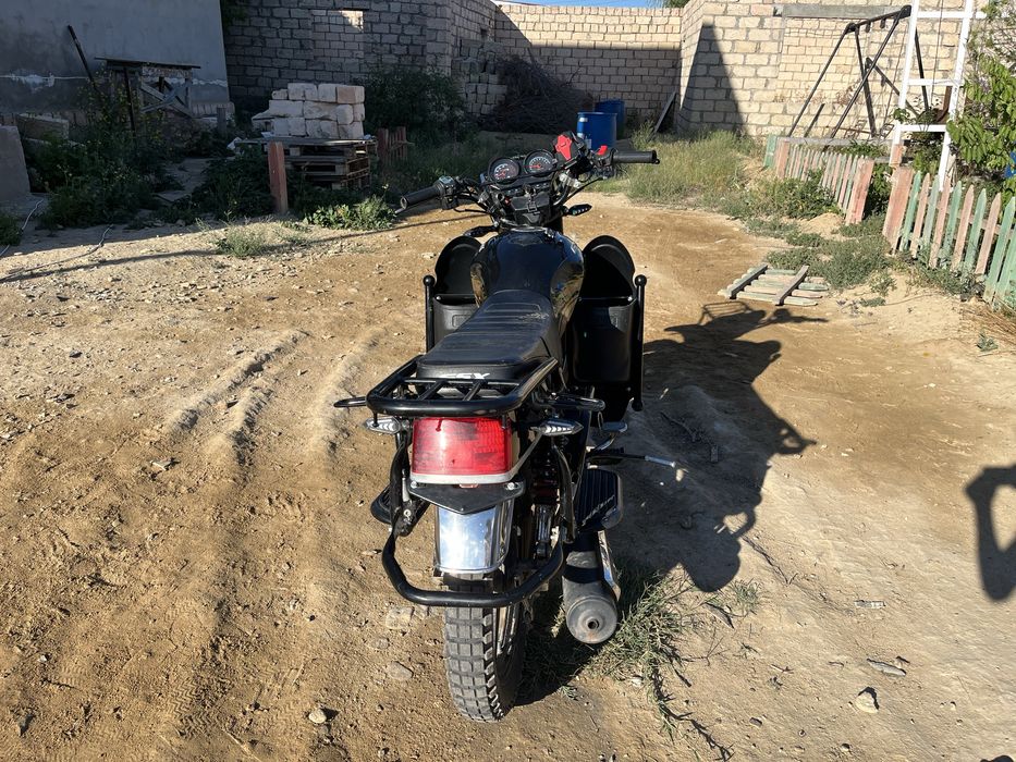 Suzuki GSX 200 куб