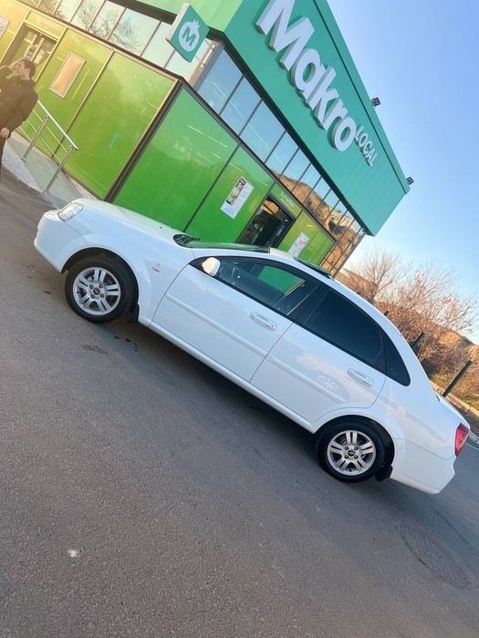Продаётся автомобиль