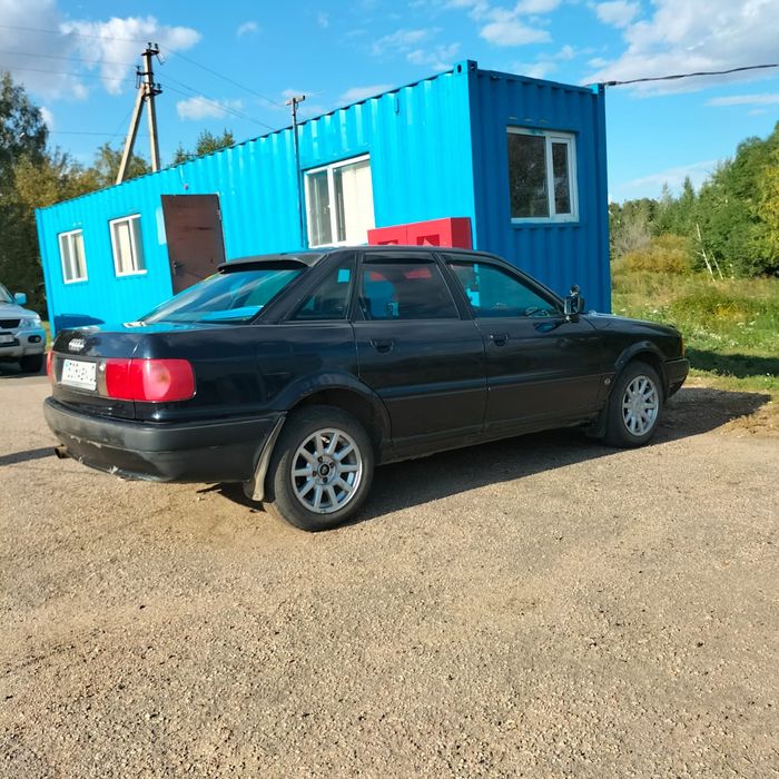 Продам ауди б4 1993 объем 2