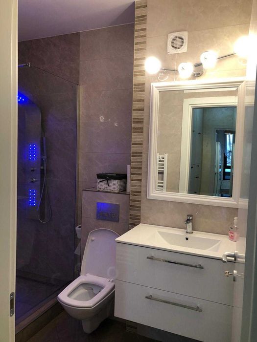 PF inchiriez ap 2 cam zona Iulius Mall