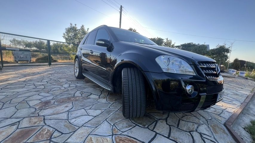 Mercedes-Benz ML 320