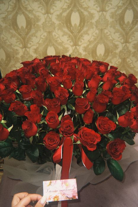 101 роза за 25тыс