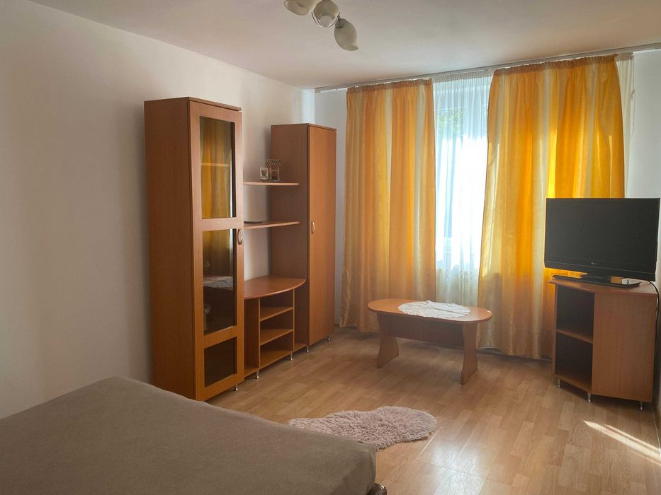 inchiriez apartament 2 camere