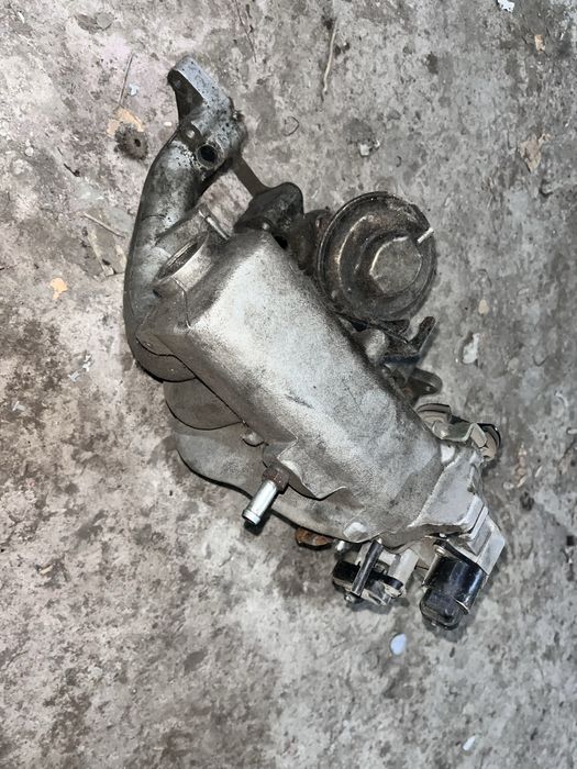 Впускной колектор