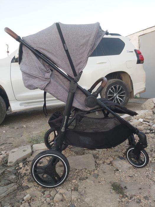 Продам детскую коляску.