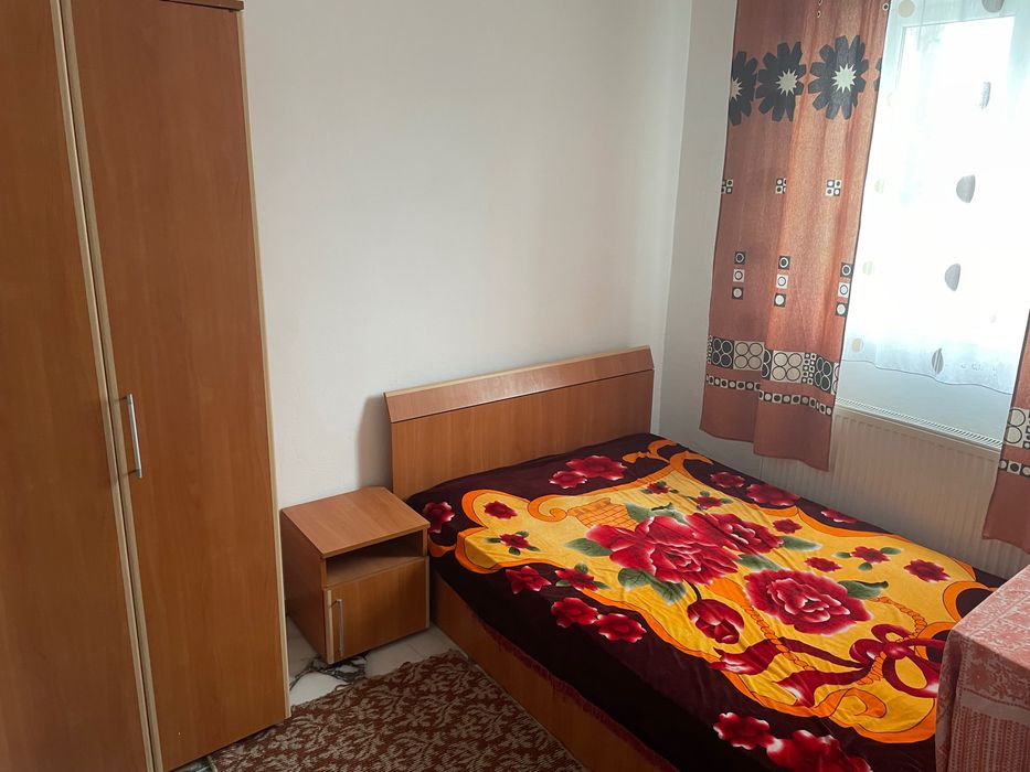 Garsonieră la casă