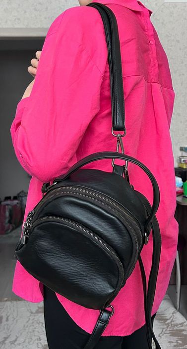 Срочно!!!  продам мини рюкзак сумку на лето