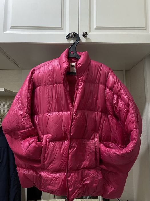 Продам куртки и платье