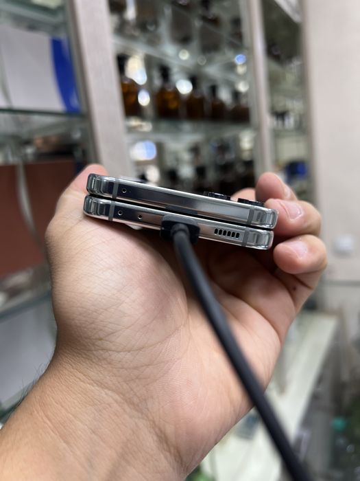 Samsung Z Flip 5 8/256Gb