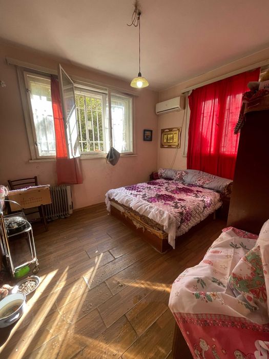 Тристаен апартамент в Зона Б-19