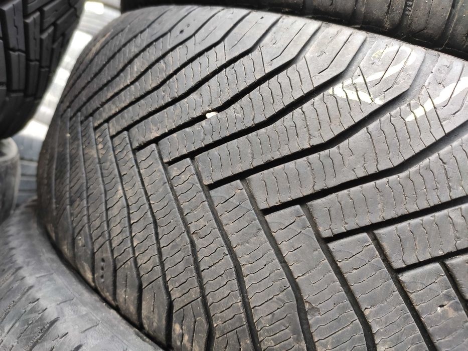 4бр Зимни гуми 215 65 16 - Michelin - DOT 2024 -
