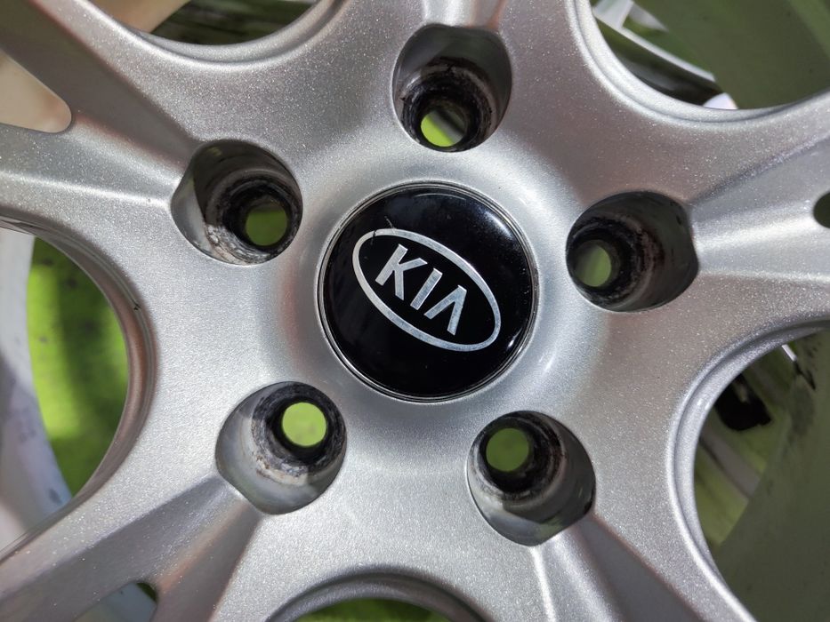 18 5x114.3 Kia Hyundai лети джанти 5х114.3