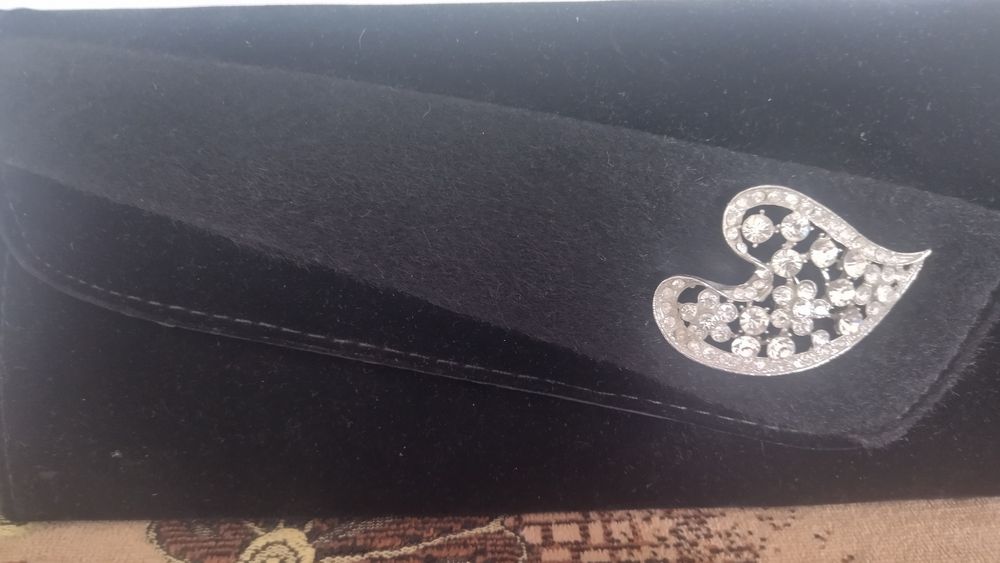 Клатчи, женские сумочки