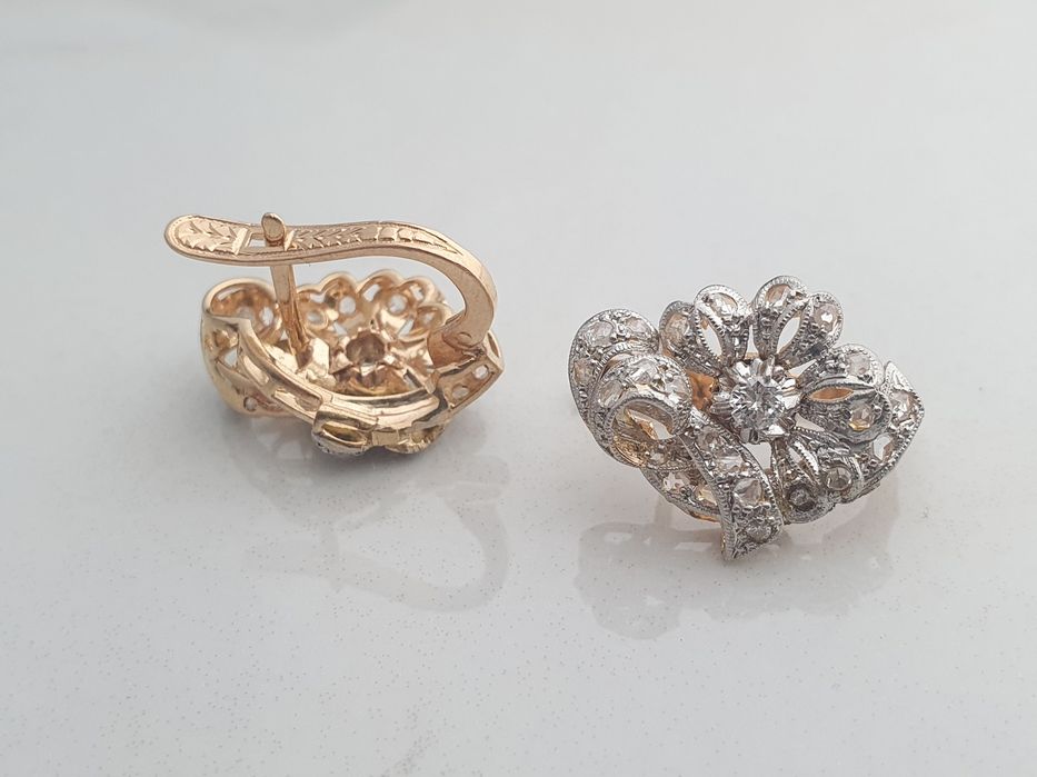 Cercei din aur de 18K cu diamante naturale – 7,70 g