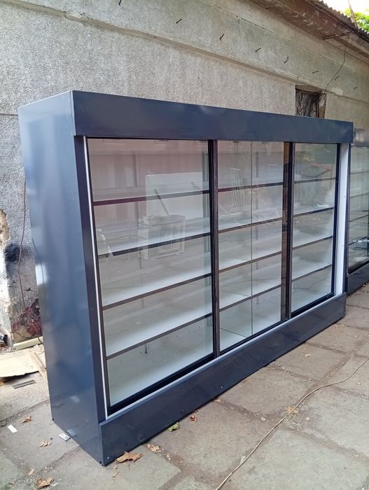 Витрина холодильник