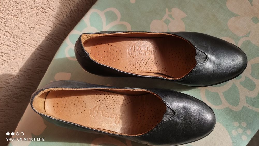 Дамски обувки, размер 37. Естествена кожа. Офис, бизнес  стил.