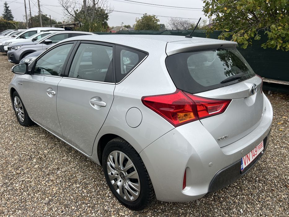 TOYOTA Auris 2015 — imagine 4