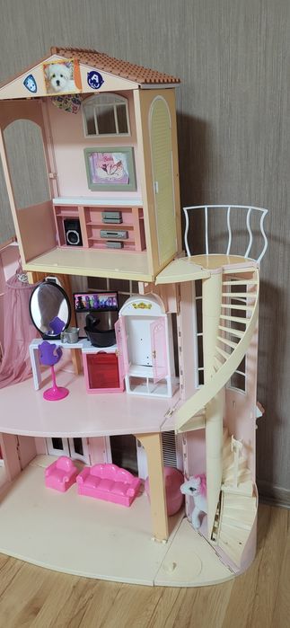 Къща за кукли барби