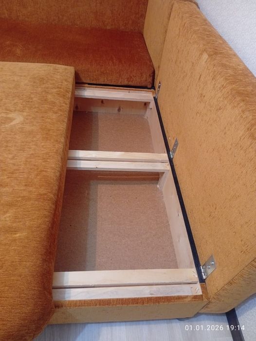 Продам угловой диван