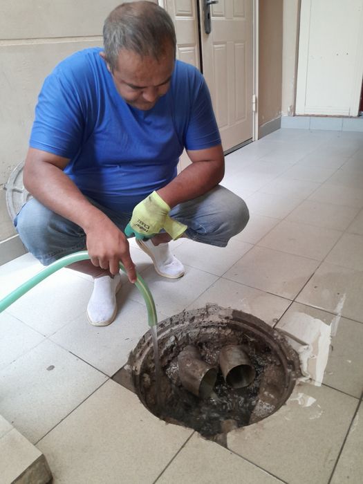 24/7 Чистка прочистка канализации.
Tez va sifatli
Услуга чист