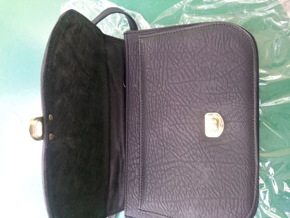 Дамска чанта-елегантно изпълнение!