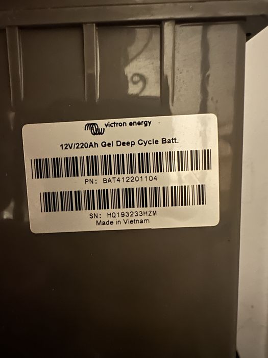 Acumulator victron energy blue power deep cycle AGM 12V-220Ah