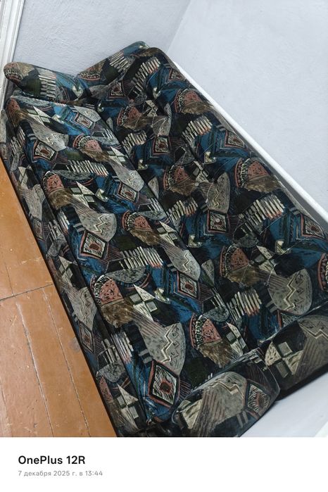 Диван в хорошем состоянии