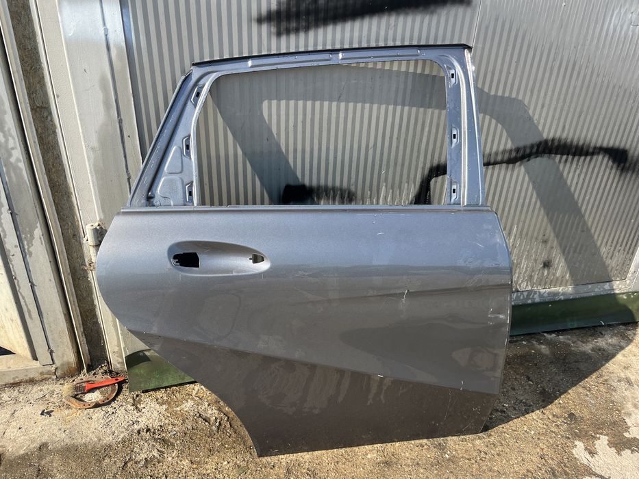 Врата Mercedes B class W246