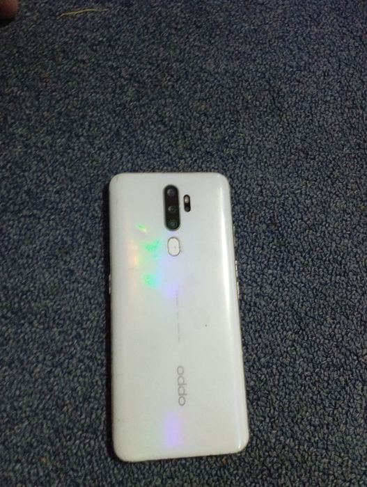 Телефон Oppo A5 64 Gb