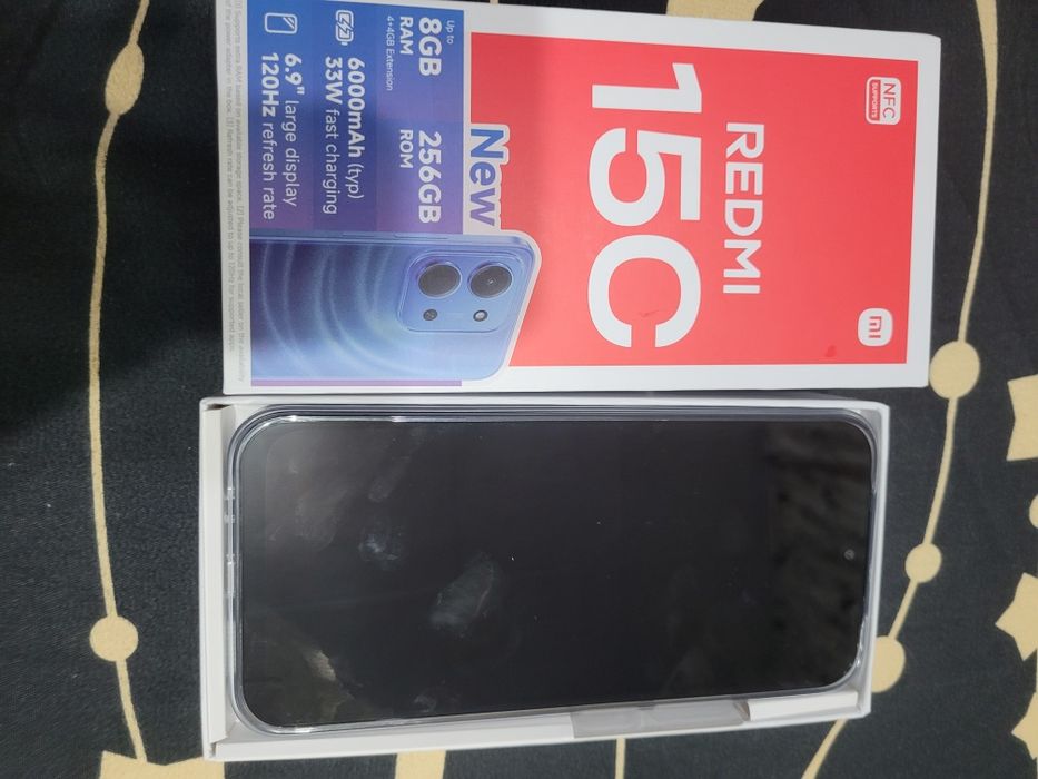 Vând redmi 15 c nou
