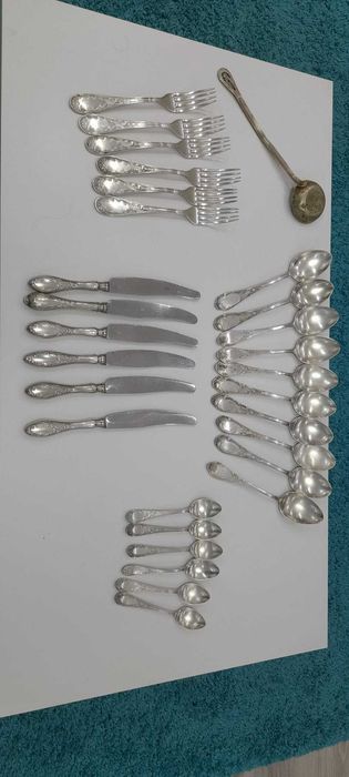 Tacamuri placate argint