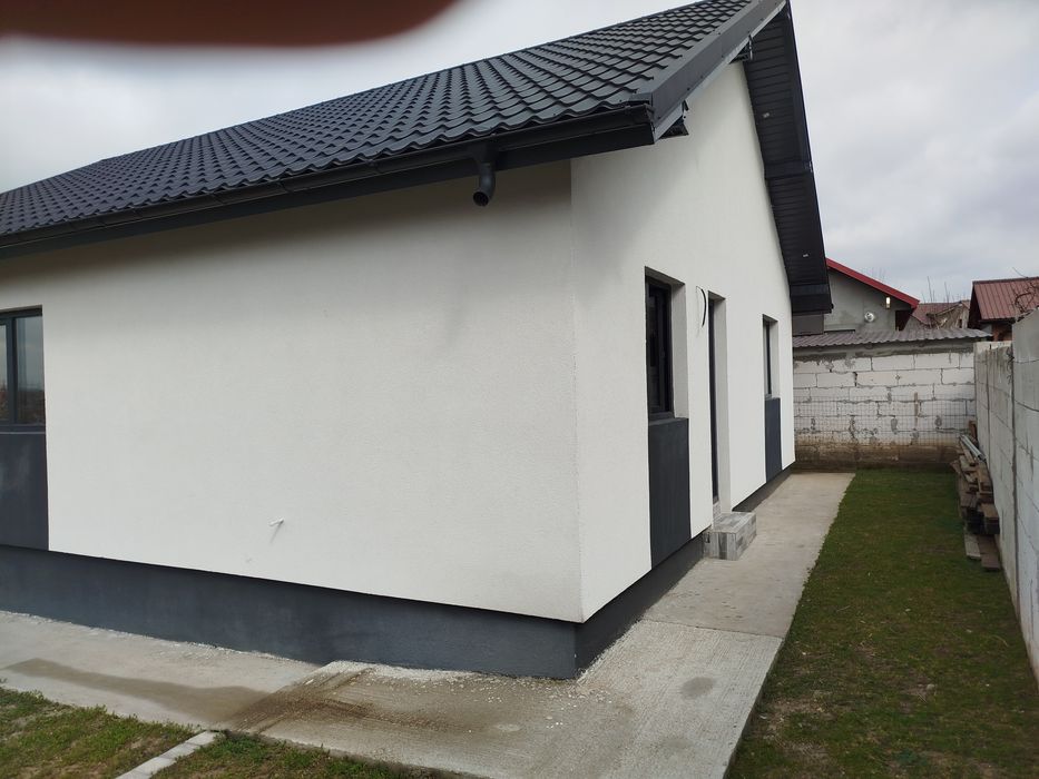 Casa 3 camere localitatea Lumina