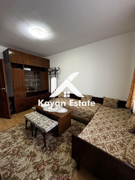 Дава се под наем Тристаен апартамент в Бургас, Център - 90 кв.м за 400 € - Снимка #5