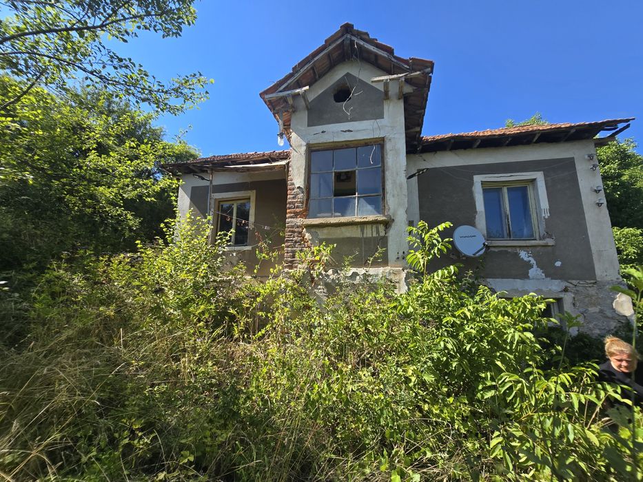 Продава се Къща в Земен - 110 кв.м за 196 €/кв.м - Снимка #1